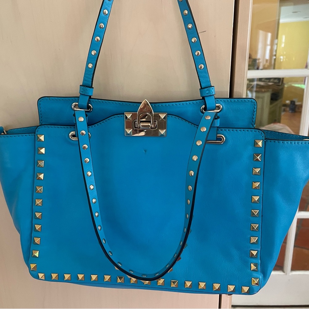 Authentic Valentino tote purse, hot blue